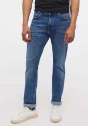 MĘSKIE SPODNIE JEANSOWE MUSTANG VEGAS SLIM DENIM BLUE 1014246 5000 682. Niebieskie spodnie materiałowe męskie Mustang, bez wzorów, z denimu. Za 239.99 zł.