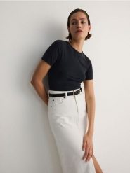 T-shirt z modalem - ciemnoszary. Szare t-shirty damskie Reserved, l, bez wzorów, z dzianiny, bez kołnierzyka. W wyprzedaży za 49.99 zł.