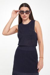 Top damski błyszczący ELISABETTA FRANCHI. Topy damskie Elisabetta Franchi, bez wzorów, bez kołnierzyka. W wyprzedaży za 895.20 zł.