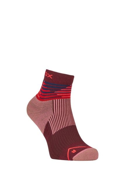 Skarpety merino damskie Ortovox All Mountain Quarter Socks. Czerwone skarpetki damskie ORTOVOX, bez wzorów, z materiału. Za 137.49 zł.