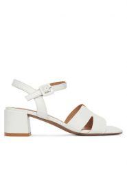 Clara Barson Sandały WS24055-02 Biały. Białe sandały damskie Clara Barson, bez wzorów, ze skóry, bez obcasa, na słupku. Za 119.99 zł.
