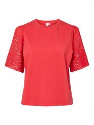 YAS Koszulka w kolorze czerwonym rozmiar: M. Czerwone bluzki damskie YAS, m, bez wzorów, z bawełny, bez kołnierzyka, bez ramiączek. Za 105.14 zł.