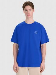 4F T-shirt oversize z nadrukiem męski - niebieski XL. Niebieskie t-shirty męskie 4f, m, bez wzorów, z bawełny, bez kołnierzyka. W wyprzedaży za 49.99 zł.