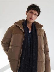 Szalik - granatowy. Niebieskie szaliki męskie Sinsay, bez wzorów, z dzianiny. Za 25.99 zł.