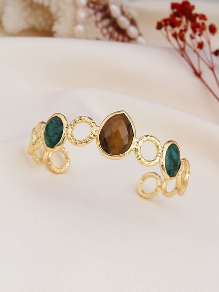 L'Atelier de Gaia Pozłacana bransoletka z tygrysim okiem i agatem rozmiar: onesize. Brązowe bransoletki damskie L'Atelier de Gaia, pozłacane. Za 91.99 zł.