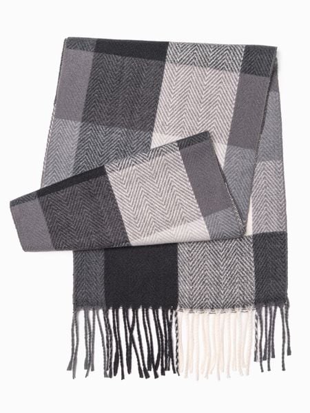 Szalik męski - grafitowy/biały V3. Białe szaliki męskie Ombre Clothing, na zimę, bez wzorów, z tkaniny. W wyprzedaży za 19.99 zł.