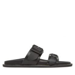 Klapki Pollini. Czarne klapki damskie Pollini, bez wzorów, bez obcasa. Za 1,389.00 zł.
