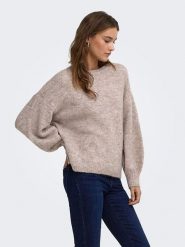 ONLY Sweter w kolorze beżowym rozmiar: M. Brązowe swetry klasyczne damskie Only, m, z wełny, bez kołnierzyka. Za 119.95 zł.