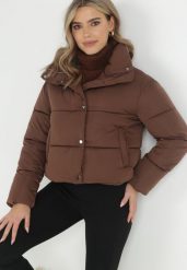 Brązowa Kurtka Puffer Pikowana ze Stójką Alene. Brązowe kurtki damskie Born2be, l, z aplikacjami, bez kaptura. Za 259.99 zł.