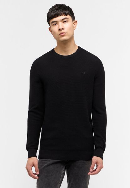 MUSTANG ELLIOT MĘSKI SWETER LOGO ELEGANCKI BLACK 1014688 4142. Czarne swetry męskie Mustang, m, bez wzorów, bez kołnierzyka. W wyprzedaży za 89.99 zł.