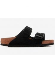 Birkenstock Skórzane klapki "Arizona" w kolorze czarnym rozmiar: 37. Czarne klapki damskie Birkenstock, bez wzorów, ze skóry, bez obcasa. Za 350.56 zł.