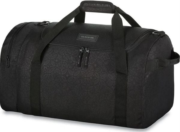 Dakine Torba Duffel Tory 31 l. Czarne torebki klasyczne damskie Dakine, bez wzorów, z materiału, bez dodatków. Za 264.99 zł.