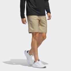Spodenki bermudy do golfa męskie ADIDAS. Szorty męskie Adidas, bez kołnierzyka. Za 239.99 zł.