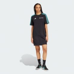 Sukienka Mercedes - AMG Petronas Formula One Team DNA Tee. Białe sukienki damskie Adidas, xs, bez wzorów, bez kołnierzyka, bez ramiączek. Za 239.00 zł.