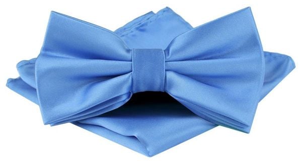 Mucha Męska w Zestawie z Poszetką - Alties - Jasnoniebieska. Niebieskie krawaty i muchy męskie Alties, bez wzorów, eleganckie. Za 65.00 zł.