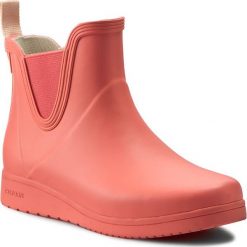 Kalosze TRETORN - Charlie 473241 Red 50. Czerwone kalosze damskie Tretorn, bez wzorów, z kauczuku. W wyprzedaży za 209.00 zł.