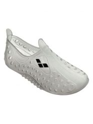 Arena Buty kąpielowe w kolorze białym rozmiar: 40. Białe obuwie trekkingowe damskie Arena. Za 39.31 zł.