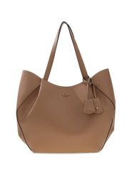 Guess Torebka Amorette HWBG78 98240 Beżowy ciemny. Brązowe torebki klasyczne damskie Guess, z aplikacjami, ze skóry, bez dodatków. Za 642.99 zł.