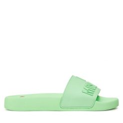 Klapki LOVE MOSCHINO. Zielone klapki damskie Love Moschino, bez wzorów, bez obcasa. Za 369.99 zł.