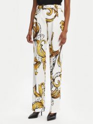 Versace Jeans Couture Spodnie materiałowe 78HAA111 Biały Straight Fit. Białe jeansy damskie Versace Jeans Couture, bez wzorów, z jeansu. Za 1,499.00 zł.
