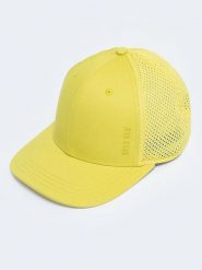 BIG STAR Czapka w kolorze żółtym rozmiar: onesize. Żółte czapki z daszkiem damskie Big Star, bez wzorów, z bawełny. Za 69.99 zł.