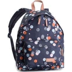 Plecak EASTPAK - Padded Pak'R EK620 Super Spots 20Y. Niebieskie plecaki damskie Eastpak, bez wzorów, z materiału, sportowe. Za 249.00 zł.
