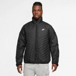 Kurtka uniwersalna męska Nike Midweight Puffer. Czarne kurtki męskie Nike, na zimę, m, bez wzorów, z materiału, klasyczne, bez kaptura. Za 955.00 zł.