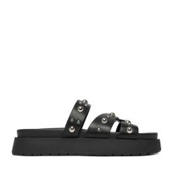 Klapki DeeZee. Czarne klapki damskie DeeZee, bez wzorów, bez obcasa. Za 139.99 zł.