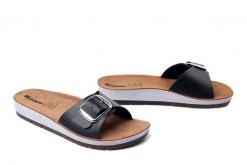 INBLU CP-55 014 czarny, klapki damskie. Czarne klapki damskie Inblu, bez wzorów, bez obcasa. Za 77.99 zł.