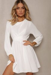 Biała Sukienka Rozkloszowana z Gumką w Pasie Thelo. Białe sukienki damskie Renee, m, bez wzorów, z tkaniny, eleganckie, bez kołnierzyka, bez ramiączek, mini, kopertowe. W wyprzedaży za 59.49 zł.