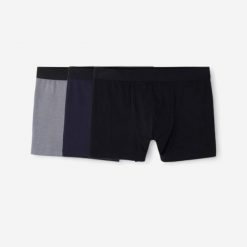 Bokserki męskie Domyos 3 sztuki. Czarne bokserki męskie Decathlon, bez wzorów, z bawełny. Za 79.99 zł.