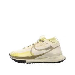 Buty do biegania Nike React Pegasus Trail 4 Białe/Żółte. Białe obuwie do biegania damskie Nike. Za 626.55 zł.