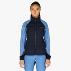 Kurtka Narciarska Narciarstwo biegowe Kobieta Nordic Wiatroszczelny. Czarne kurtki narciarskie i snowboardowe damskie SWEDEMOUNT, xl, bez wzorów, z materiału, bez kaptura, na fitness i siłownię. Za 319.99 zł.