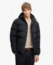 Superdry Kurtka Classic Everest Puffer - Ocieplana, z odpinanym kapturem. Niebieskie kurtki damskie Superdry., xl, z aplikacjami, z nylonu. Za 492.00 zł.
