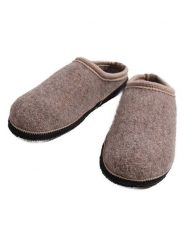 Kaiser Naturfellprodukte Kapcie wełniane w kolorze beżowym rozmiar: 38. Brązowe kapcie damskie Kaiser Naturfellprodukte, z materiału. Za 187.07 zł.