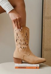 Ciemnobeżowe Ażurowe Botki Vices na Obcasie w Stylu Kowbojek Helori. Brązowe botki damskie Born2be, z jeansu, boho, bez obcasa, na obcasie, bez zapięcia. Za 139.99 zł.