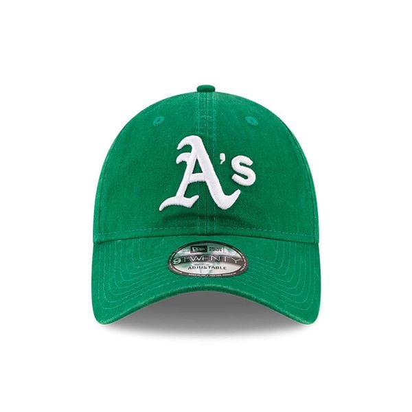 Czapka z daszkiem New Era MLB Oakland Athletics. Zielone czapki męskie New Era, bez wzorów, casualowe. Za 213.00 zł.