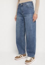 Niebieskie Jeansy o Fasonie Loose z Wysokim Stanem Aneleria. Niebieskie jeansy damskie Born2be, z podwyższonym stanem. Za 119.99 zł.