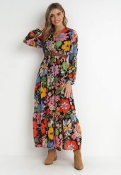 Czerwono-Czarna Sukienka Z Paskiem Diomia. Czerwone sukienki damskie Born2be, s, z aplikacjami, bez kołnierzyka, bez ramiączek, maxi, kopertowe. Za 64.99 zł.