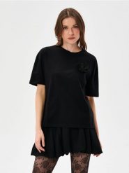 Bawełniana koszulka z tiulową apllikacją 3D - czarny. Czarne t-shirty damskie Sinsay, l, bez wzorów, z bawełny, bez kołnierzyka. Za 19.99 zł.