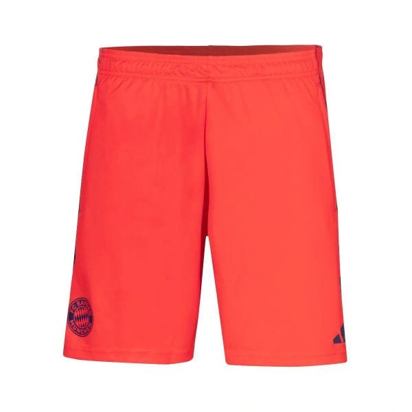 Szorty treningowe Bayern Monachium Tiro 25. Czerwone szorty męskie Adidas, z materiału, bez kołnierzyka. Za 261.09 zł.