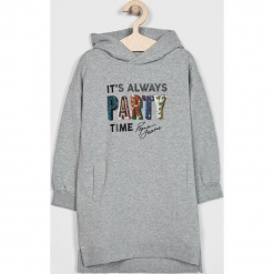 Pepe Jeans - Sukienka dziecięca 122-178/180 cm. Szare sukienki dziewczęce Pepe Jeans, z aplikacjami, z bawełny, casualowe, bez ramiączek. W wyprzedaży za 129.90 zł.