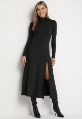 Czarna Sukienka z Półgolfem Taliowana z Rozcięciem na Boku Sailea. Czarne sukienki damskie Born2be, na co dzień, l, bez wzorów, eleganckie, bez kołnierzyka, bez ramiączek, midi. W wyprzedaży za 119.99 zł.