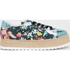 Silvian Heach - Espadryle. Espadryle damskie Silvian Heach, bez wzorów, z materiału, bez obcasa, na platformie. W wyprzedaży za 269.90 zł.