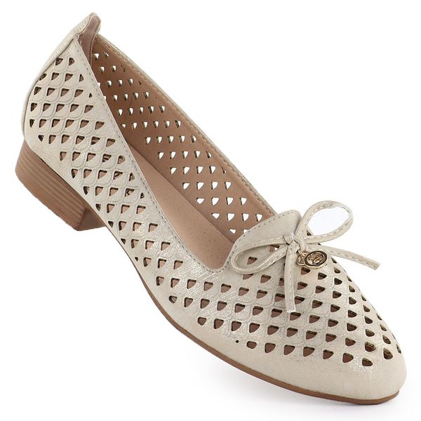 Półbuty damskie lordsy ażurowe złote Jezzi 222-5. Żółte mokasyny damskie Jezzi, ze skóry ekologicznej. Za 169.99 zł.