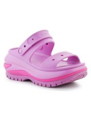 Crocs Sandały "Mega Crush" w kolorze fioletowo-róźwym na koturnie rozmiar: 38/39. Różowe sandały damskie Crocs, bez wzorów, bez obcasa, na koturnie. Za 209.82 zł.