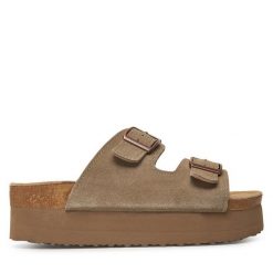 Klapki DeeZee. Brązowe klapki damskie DeeZee, bez wzorów, bez obcasa. Za 159.99 zł.