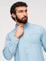 Bawełniana koszula męska z cienkiego jeansu we wzór – jasnoniebieska V1 - Rozmiar: XXL. Niebieskie koszule męskie Ombre Clothing, m, bez wzorów, z bawełny, bez kołnierzyka, bez ramiączek. Za 189.99 zł.