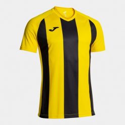 Koszulka z dekoltem w szpic Joma Inter IV. Czarne t-shirty sportowe męskie Joma, bez ramiączek, do piłki nożnej. Za 69.08 zł.