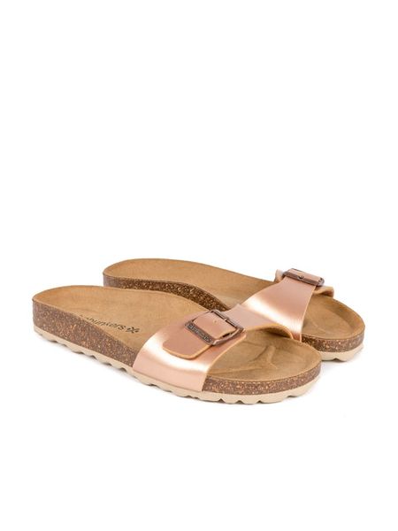 BABUNKERS Family Klapki w kolorze miedzianym rozmiar: 38. Pomarańczowe klapki damskie BABUNKERS Family, bez wzorów, bez obcasa. Za 149.45 zł.